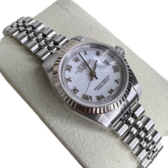 ROLEX DATEJUST 26MM 79174 WHITE ROMAN DIAL 18K WG/SS - Picture 3 of 8